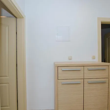 Apartment Ciovo 2 *